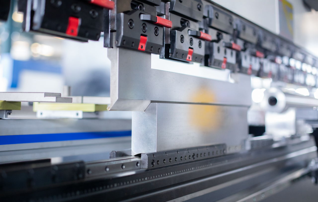 100T هیدرولیک Cnc پرس ترمز Crowning Cnc Press Brake Delem